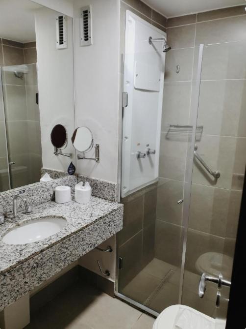 ריו דה ז'ניירו Ferlho Suites Rio Centro Via Premiere מראה חיצוני תמונה